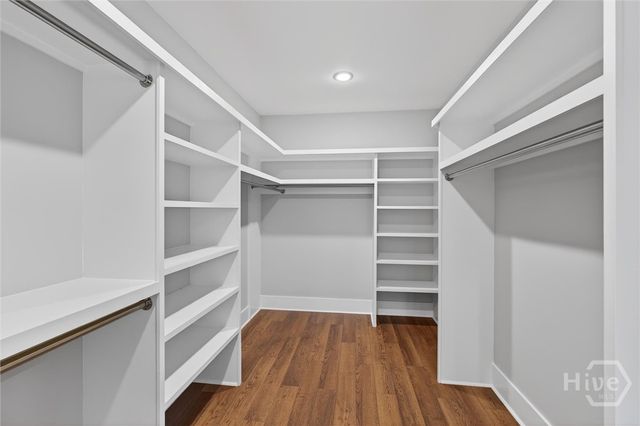 5432 La Roche Avenue, Savannah, GA 31406