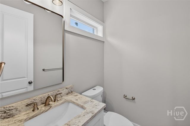 5432 La Roche Avenue, Savannah, GA 31406