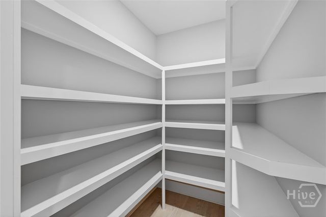 5432 La Roche Avenue, Savannah, GA 31406