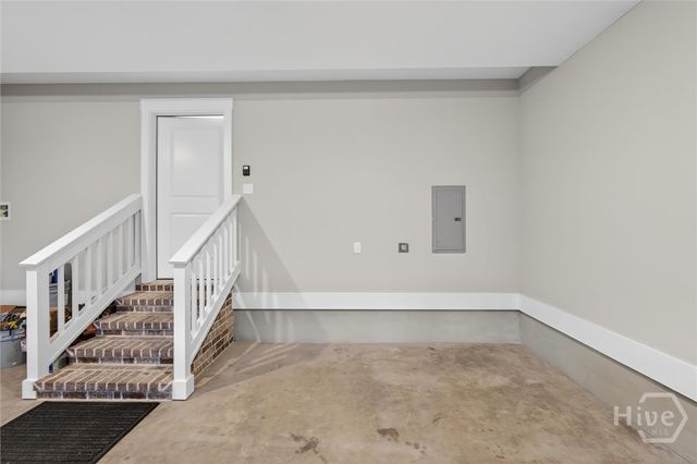 5432 La Roche Avenue, Savannah, GA 31406