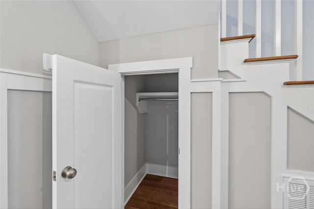 5432 La Roche Avenue, Savannah, GA 31406