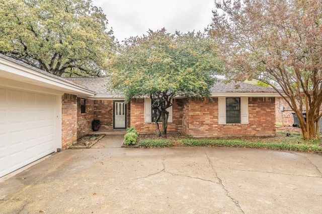 917 Bucknell Drive, Arlington, TX 76012