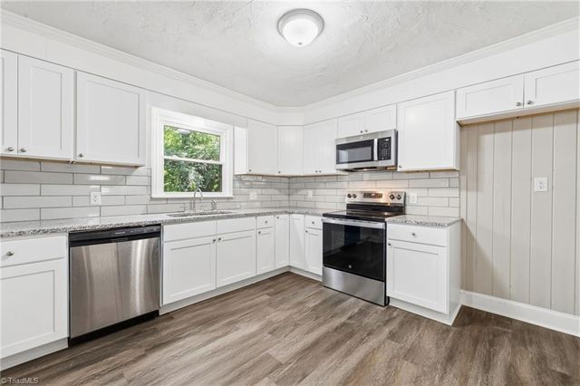 2606 Alderney Lane, Winston-salem, NC 27103