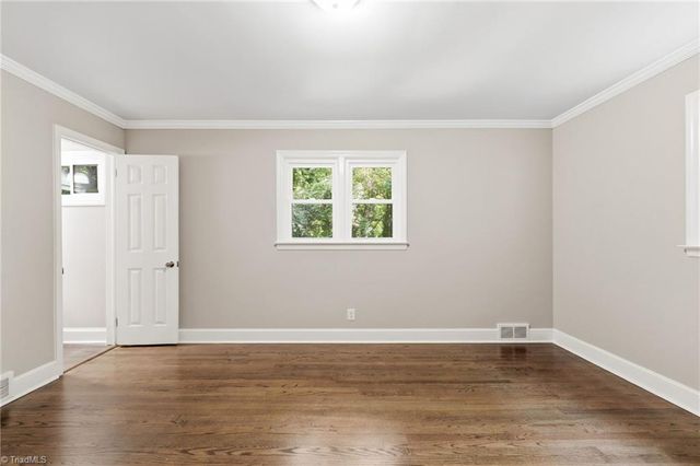 2606 Alderney Lane, Winston-salem, NC 27103