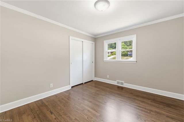 2606 Alderney Lane, Winston-salem, NC 27103