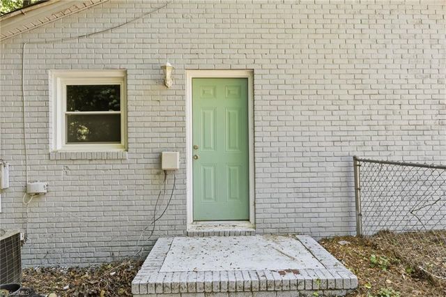 2606 Alderney Lane, Winston-salem, NC 27103