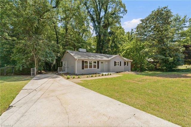 2606 Alderney Lane, Winston-salem, NC 27103
