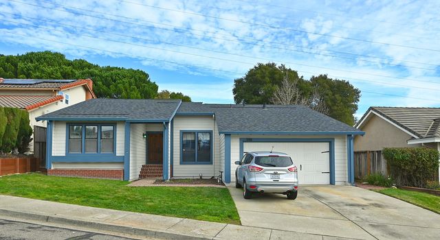 17764 Columbia Dr, Castro Valley, CA 94552