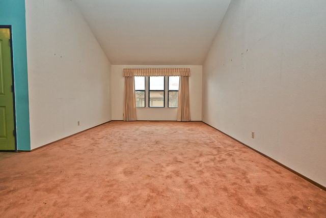 17764 Columbia Dr, Castro Valley, CA 94552