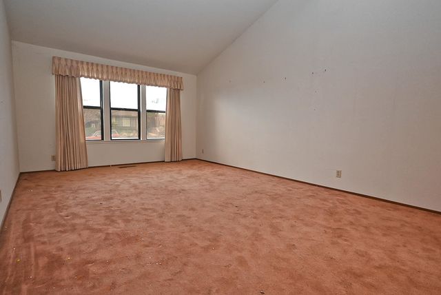 17764 Columbia Dr, Castro Valley, CA 94552