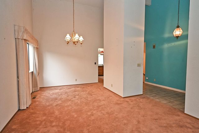 17764 Columbia Dr, Castro Valley, CA 94552