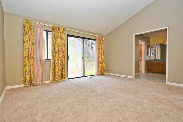 17764 Columbia Dr, Castro Valley, CA 94552