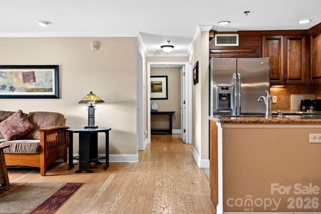 404 Bowling Park Road, Asheville, NC 28803