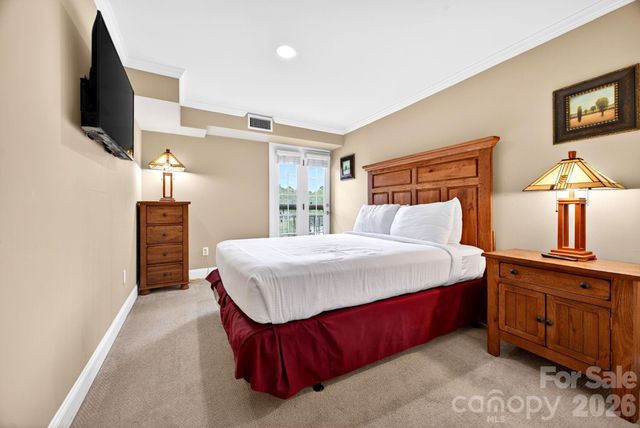 404 Bowling Park Road, Asheville, NC 28803