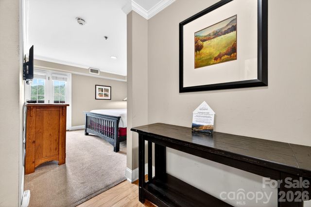 404 Bowling Park Road, Asheville, NC 28803