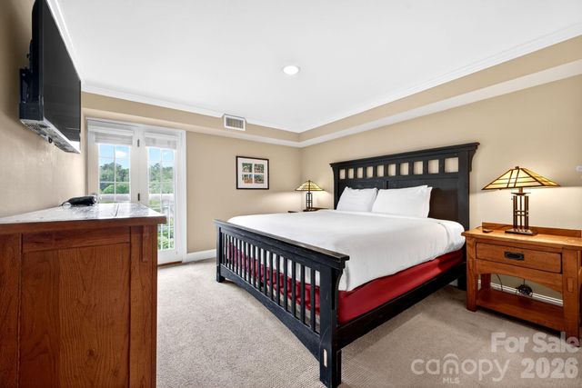 404 Bowling Park Road, Asheville, NC 28803