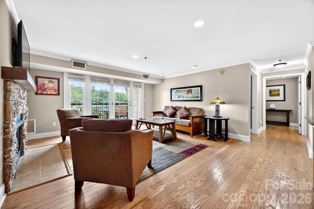 404 Bowling Park Road, Asheville, NC 28803