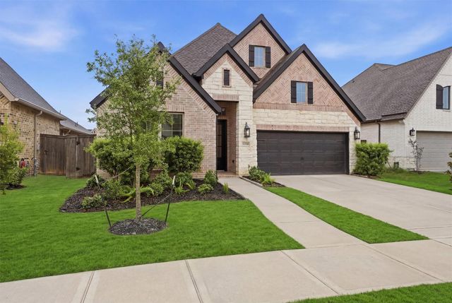 12318 Palmetto Drive, Mont Belvieu, TX 77523