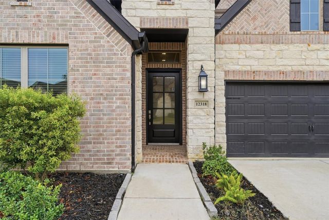 12318 Palmetto Drive, Mont Belvieu, TX 77523