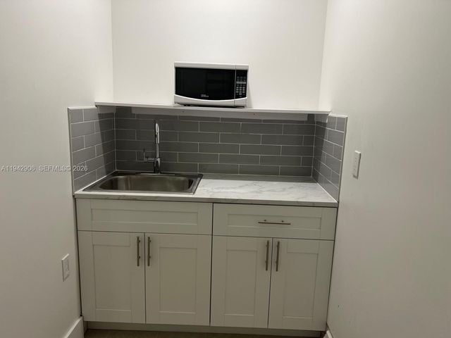 10822 SW 142nd Ct, Miami, FL 33186