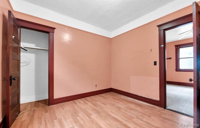 9506 Charest Street, Hamtramck, MI 48212