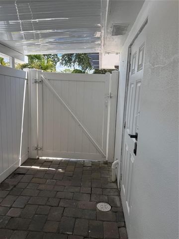 7018 N HALE AVENUE, Tampa, FL 33614