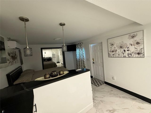 7018 N HALE AVENUE, Tampa, FL 33614