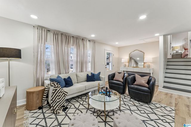 1232 KRIN AVENUE, Birmingham, AL 35213