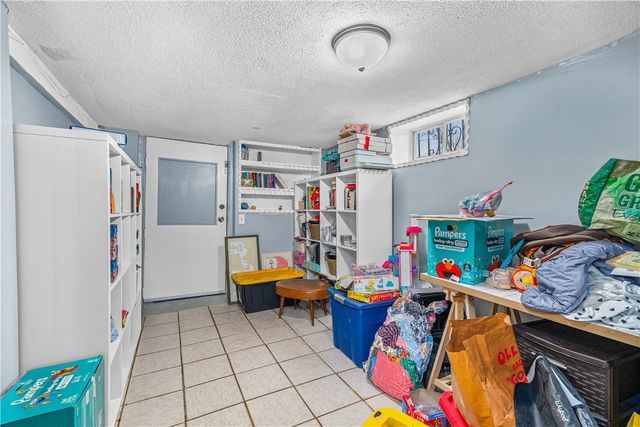 40 Calder Street, Providence, RI 02907