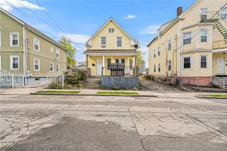 40 Calder Street, Providence, RI 02907