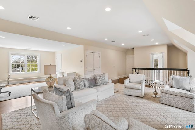 85 Harrison Avenue, New Canaan, CT 06840