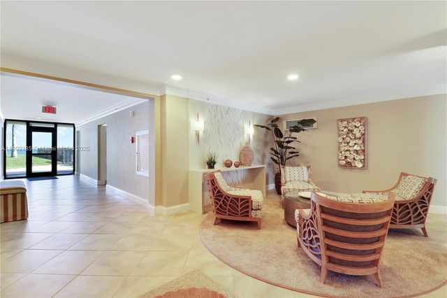 200 beach Road 703, Tequesta, FL 33469