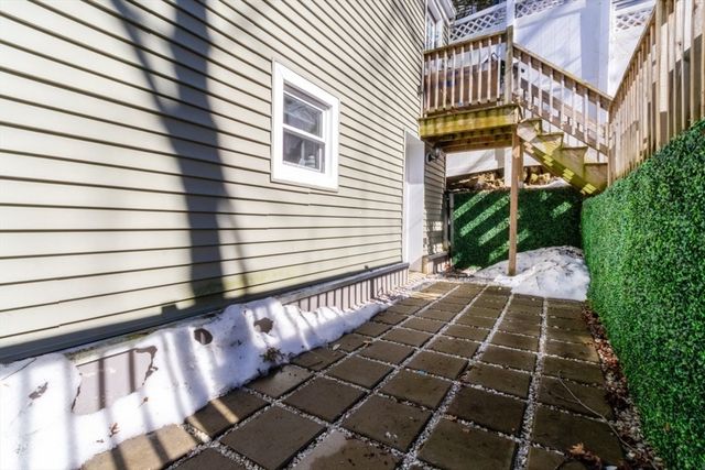 43 Sagamore Ave 1, Winthrop, MA 02152