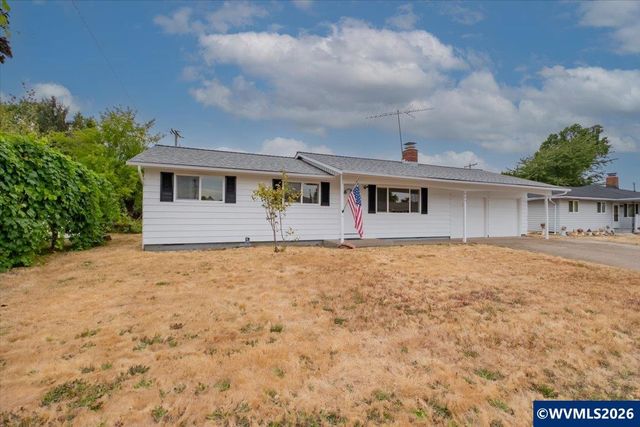 809 33rd Av SE, Albany, OR 97322