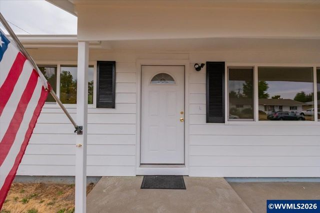 809 33rd Av SE, Albany, OR 97322