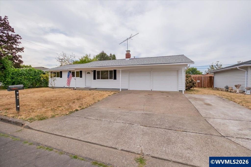 809 33rd Av SE, Albany, OR 97322