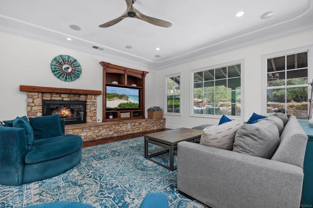 14428 Rancho Del Prado Trl, San Diego, CA 92127