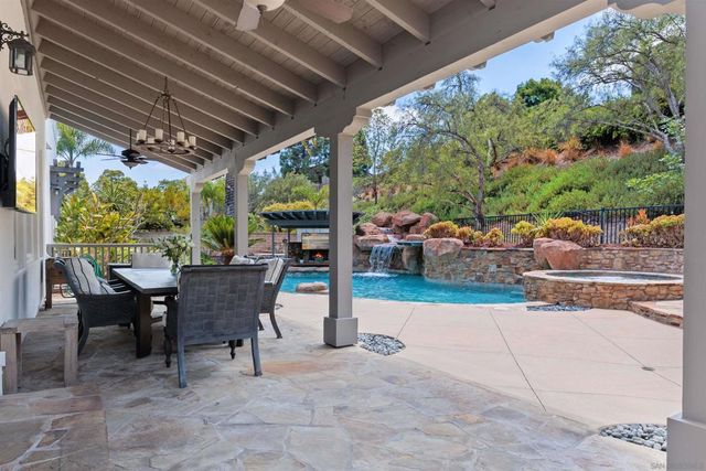 14428 Rancho Del Prado Trl, San Diego, CA 92127