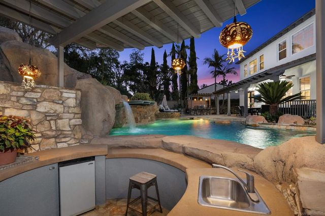 14428 Rancho Del Prado Trl, San Diego, CA 92127