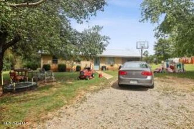 2511 County Road 522, Ripley, MS 38663