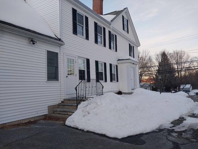 49 Salem St 1, Haverhill, MA 01835