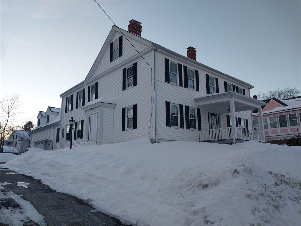 49 Salem St 1, Haverhill, MA 01835