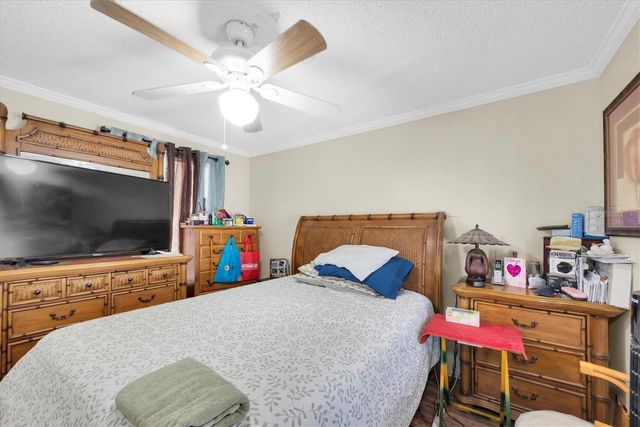 3828 18TH AVENUE S, St Petersburg, FL 33711