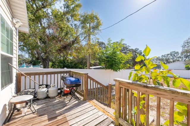 3828 18TH AVENUE S, St Petersburg, FL 33711