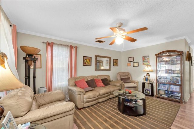 3828 18TH AVENUE S, St Petersburg, FL 33711