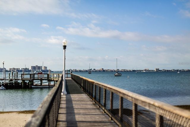 3828 18TH AVENUE S, St Petersburg, FL 33711