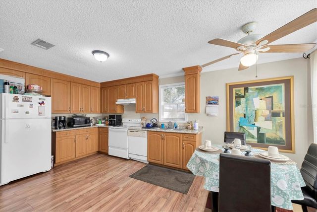 3828 18TH AVENUE S, St Petersburg, FL 33711