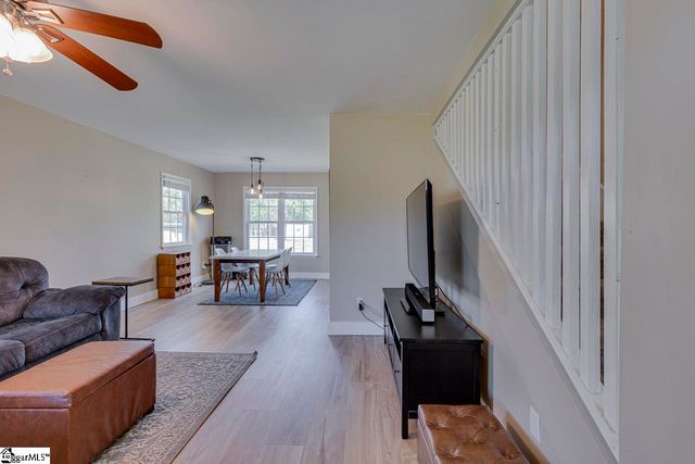 569 Willis Road, Fountain Inn, SC 29644