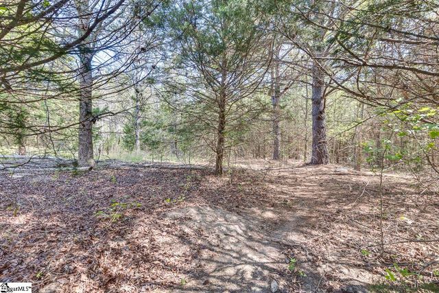 569 Willis Road, Fountain Inn, SC 29644