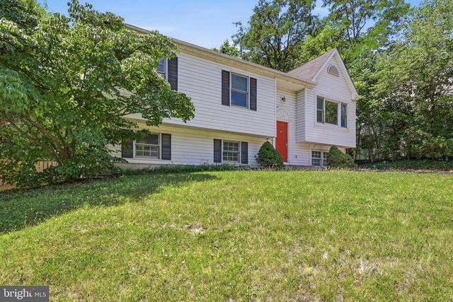 303 PEMBRIDGE DR, Winchester, VA 22602